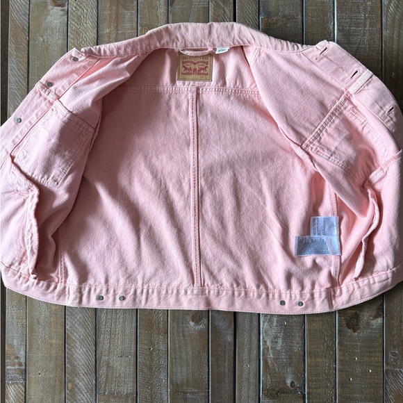 LEVI’s Original Puff Sleeve Trucker Jacket - Picture 7 of 12